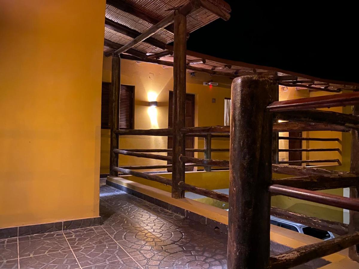 Hosteria Las Tinajas Tilcara Bagian luar foto
